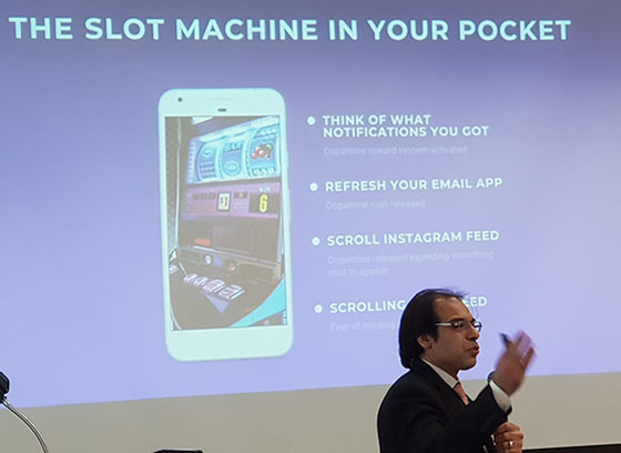 Pocket slot machine